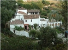Chalet con 6 dormitorios se vende en Estepona, Costa del Sol - mejor precio | unprecio.es