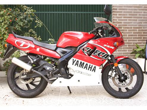 Yamaha 49 tzr roja en muy buen estado 550 euros
