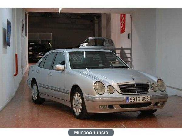 Mercedes-Benz E 320  CDI +CUERO+XENON --NACIO