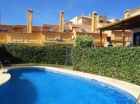 Chalet con 3 dormitorios se vende en Fuengirola, Costa del Sol - mejor precio | unprecio.es