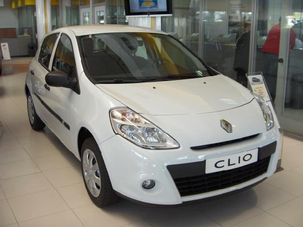 Renault Clio Expression 1.2 16v 75, 9.500€