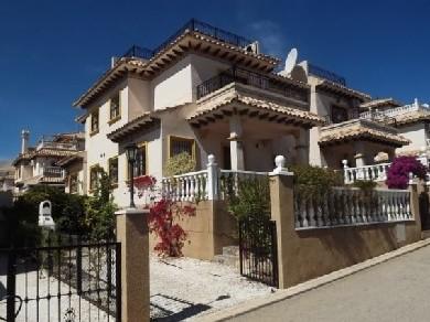 Adosado con 2 dormitorios se vende en Villamartin, Costa Blanca