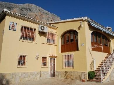Chalet con 4 dormitorios se vende en Javea, Costa Blanca