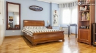 Rooms available - 5-bedroom house for girls in residential Hortaleza - mejor precio | unprecio.es