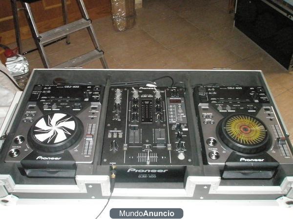 SE vende equipo completo de DJ pioneer y 2 altavoces 400w