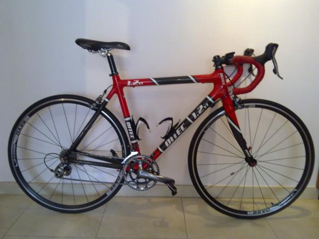 Bicicleta carretera Ditec 1.2v1 de carbono, grupo SHIMANO ULTREGA     REBAJADA A 800€!!!!