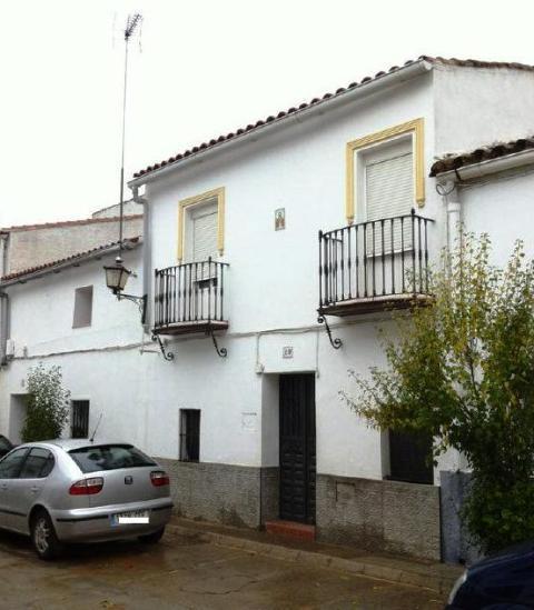 Chalet en Higuera de la Sierra