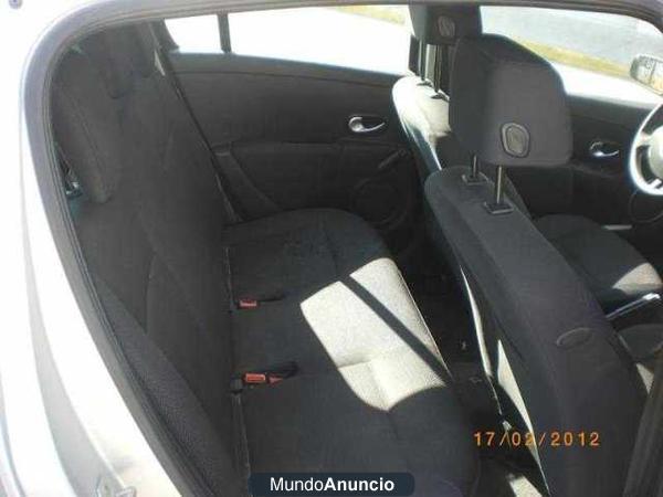 Renault Clio Authentique 1.5DCI85