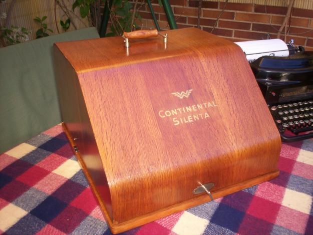 MAQUIAN DE ESCRIBIR CONTINENTAL