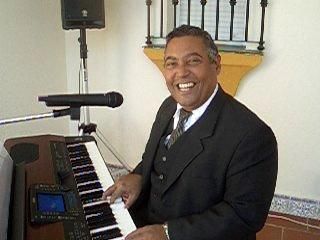 RIGOBERTO  SANTACLARA - PIANO - MAN