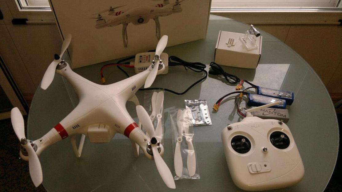 Phantom dji. v.1.2 con gps naza. emisora rc. rtf.