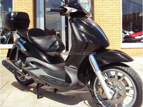 PIAGGIO BEVERLY 500