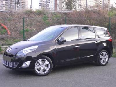 Renault Grand Scenic dCi 130 Jade III 7 pl