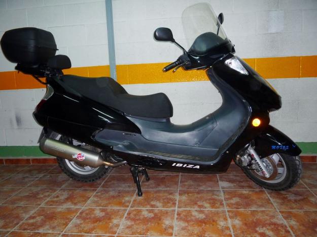 vendo Maxiscooter de 125cc