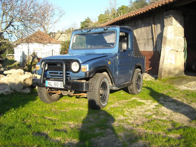 JEEP 4X4 - DAIHATSU F60 DELUXE  - DIESEL