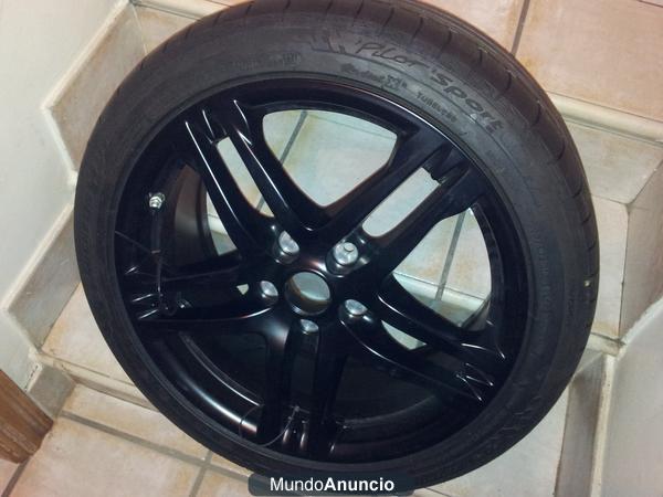 Vendo 4 LLantas CUP megane RS 18´´+ neumáticos nuevos