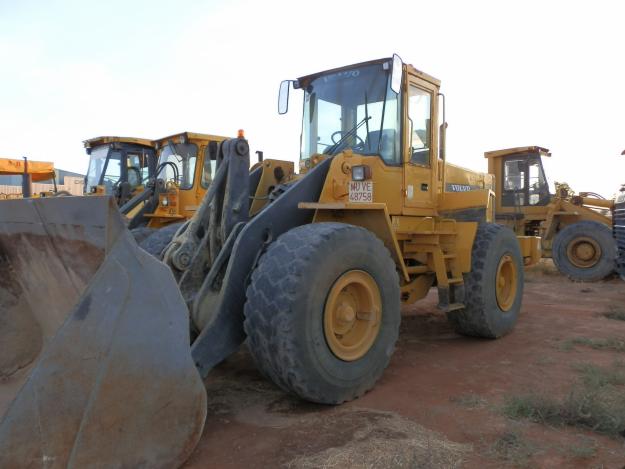 Pala cargadora Volvo L 120 C año 1999