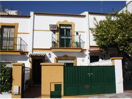 Casa adosada en Tomares