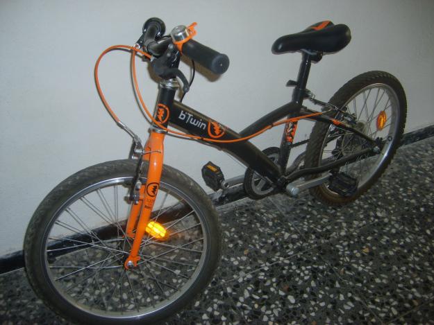 bicicleta b´twin  TORREDEMBARRA (TARRAGONA)