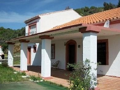 Chalet con 3 dormitorios se vende en Guaro