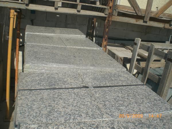 granito mpndariz pulido en 60x40x1'5 en liquidacion del stock 26 euros m2