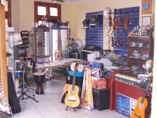 compra venta de instrumentos musicales nuevos y de ocasión