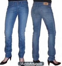 Ocasión Levis 571 varios modelos y tallas. 50€