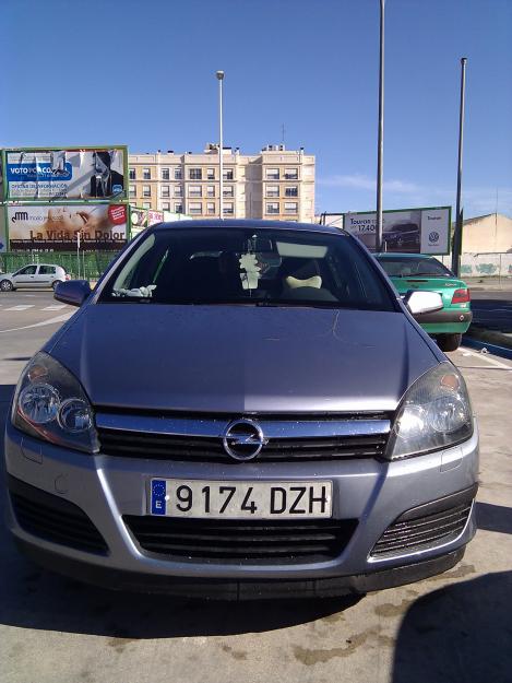 Vendo Opel Astra 1.7 CDTI 100CV año 2006 4800 Euros (negociables)