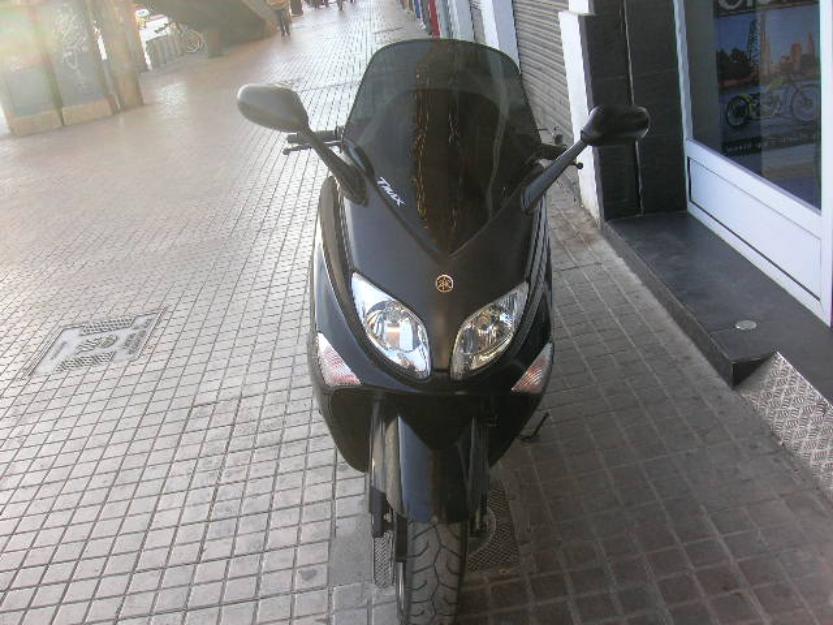 Yamaha t-max 500