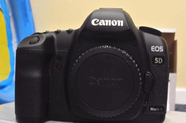 Canon 5D Mark II +2 Lens Kit 16-35, 70-200 IS II +32GB