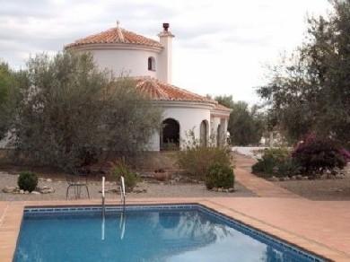 Chalet con 3 dormitorios se vende en Vinuela, Axarquia