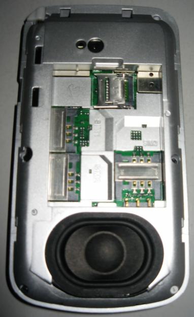 Móbil Qwerty Triple SIM