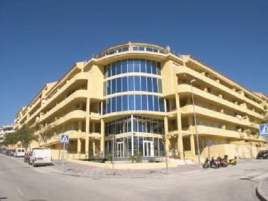 Apartamento con 2 dormitorios se vende en Fuengirola, Costa del Sol