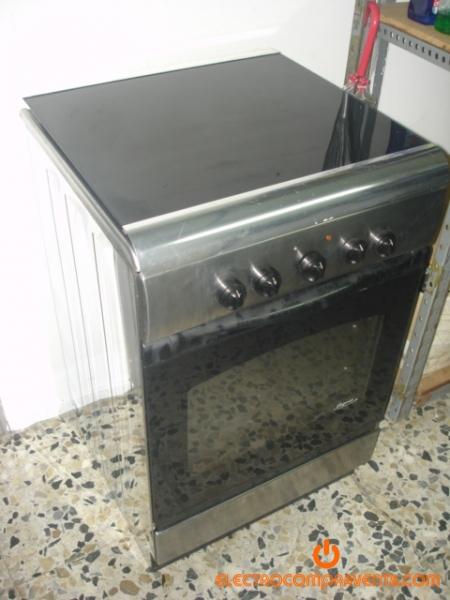 VENDO COCINA  DE SEGUNDA MANO EN PERFECTO ESTADO DE FUNCIONAMIENTO