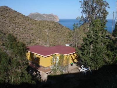 Casa de barranco de la mar