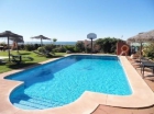 Chalet con 4 dormitorios se vende en Mijas Costa, Costa del Sol - mejor precio | unprecio.es