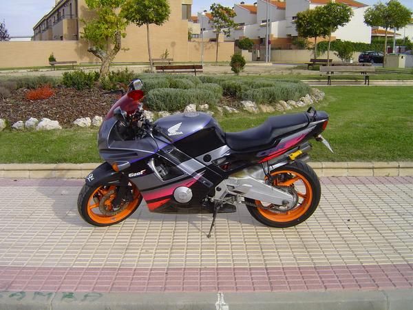 honda cbr 600 f vendo o cambio