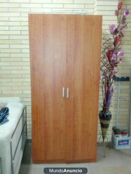 VENDO SOMIER 1.35 con Colchon,+ ARMARIO 2 PUERTAS + COMODA. 200€ Negociables.