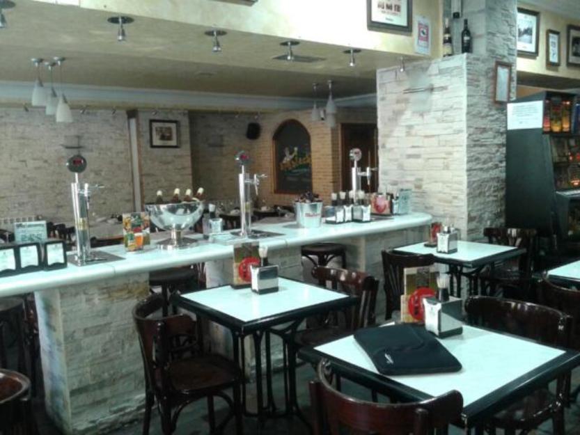 En alquiler Cervecería Restaurante 260m² con terraza en Móstoles. Zona Pza. de Toros