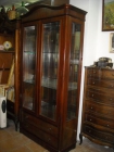 Aparador  con espejo clásico y cristales biselados y estantes de cristal - mejor precio | unprecio.es