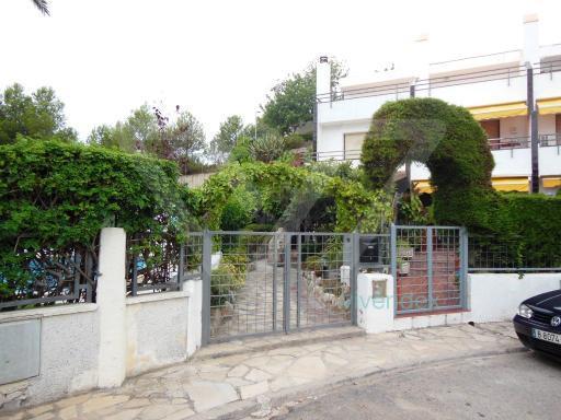 Casa adosada en Mont-Roig del Camp