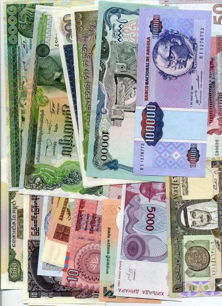 Vendo lote de 100 billetes mundiales diferentes