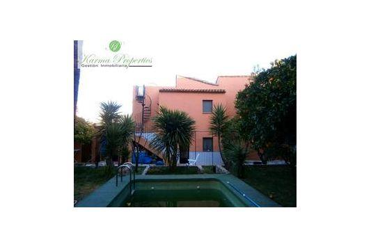 4 Dormitorio Casa En Venta en Jalon, Alicante