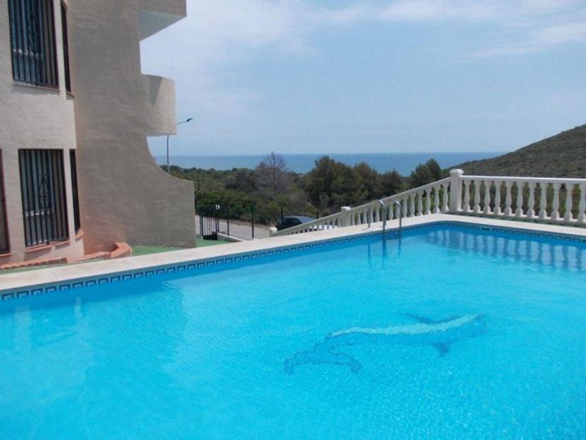 Peñiscola apartamento reformado 2 hbt, terraza y piscina
