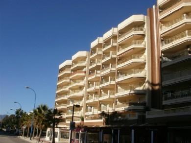 Apartamento con 3 dormitorios se vende en Fuengirola, Costa del Sol