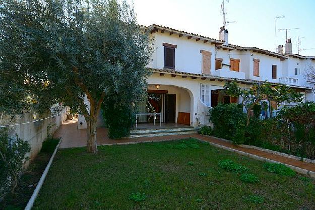 Casa pareada en Roda de Barà