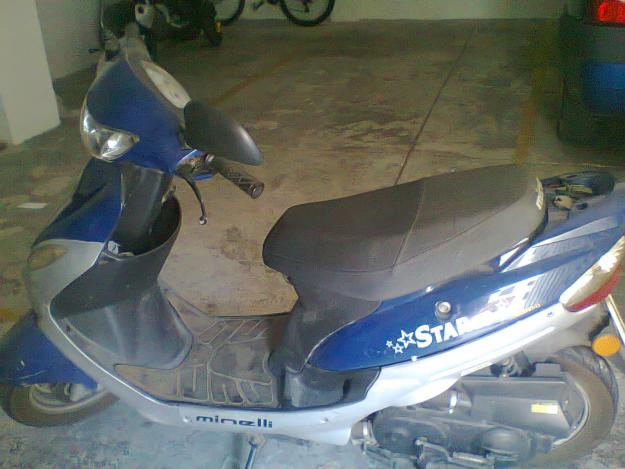 Se vende moto de 49
