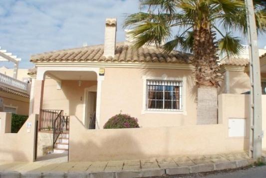 2 Dormitorio Chalet En Venta en San Miguel de Salinas, Alicante