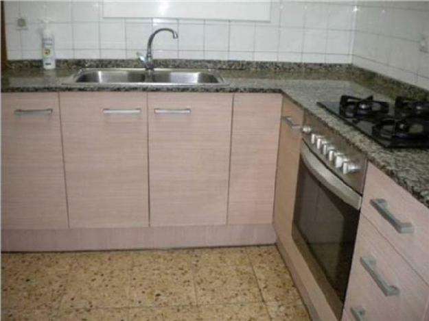 Piso en Abrera