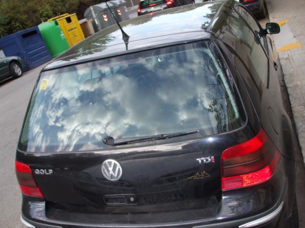 Volkswagen.golf,TDI.AÑO2000.MOTOR1900.110CV.126000km.diesel,color azul.